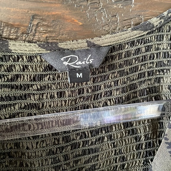 Rails Animal print Smocked Waist Dress - Picture 5 of 9